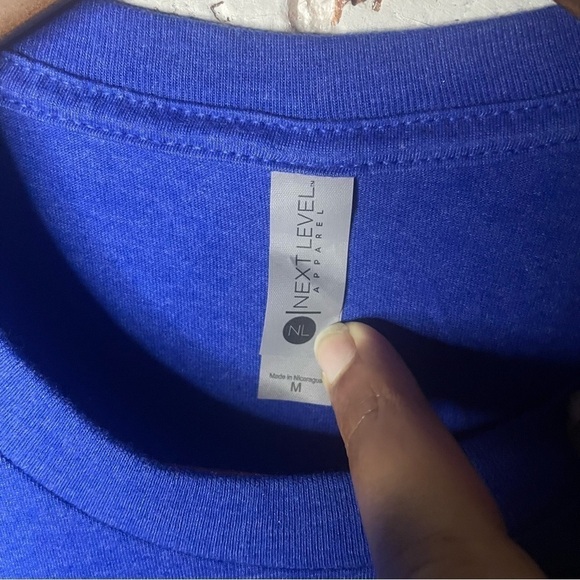 ☀️Next Level Apparel Royal Blue “Travel Buddies” T-Shirt Sz Medium - Picture 3 of 3